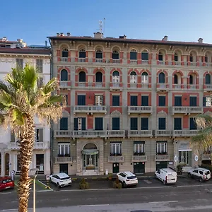 Esplanade Hotel Viareggio