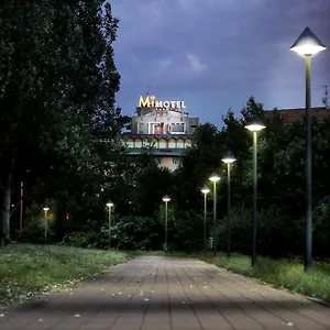 Mihotel 4*, Milan Italie