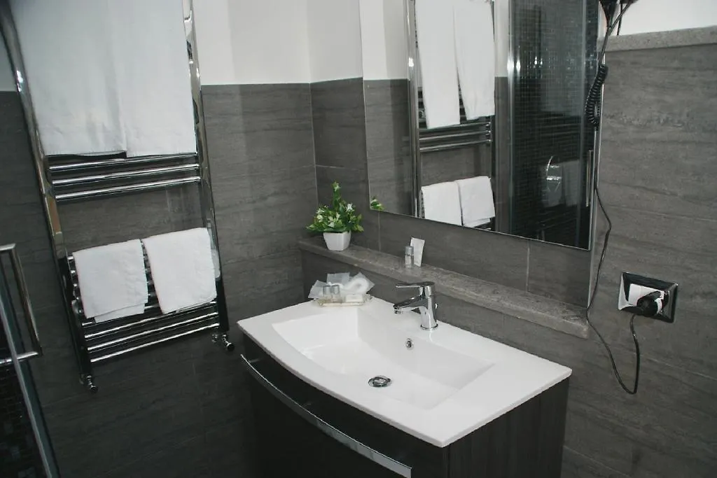 Landlord In Trastevere Guest House Rome Italy
